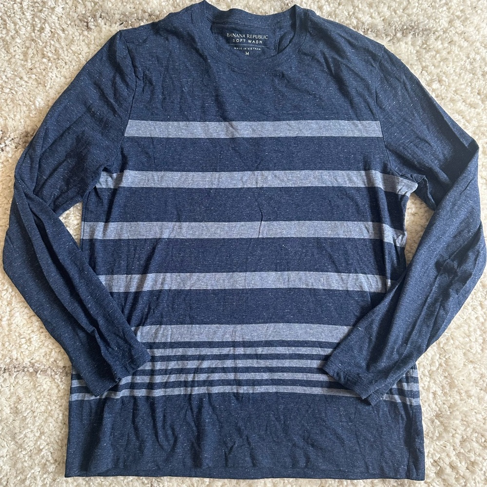 Banana Republic Men's Long Sleeve Navy Striped Tee